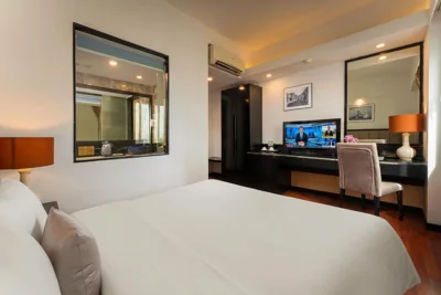 Deluxe Double Room with Window — Ja Cosmo Hotel and Spa